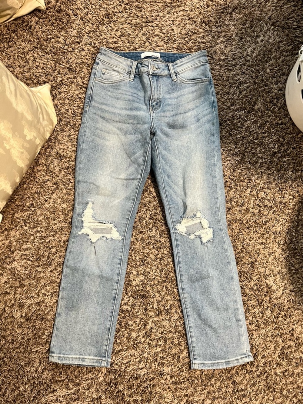 Women's Light Blue Distressed Ankle Jeans